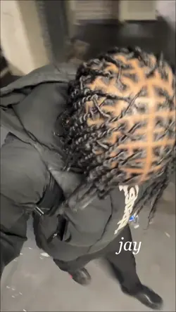 🥴