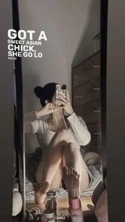 1 photo