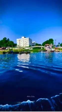 River slomo view