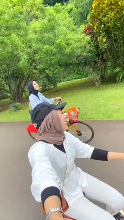 seruan sama bestie