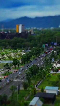 Lensa Tiltshift