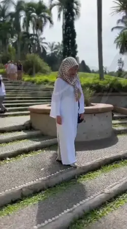 tetaplah cantik 