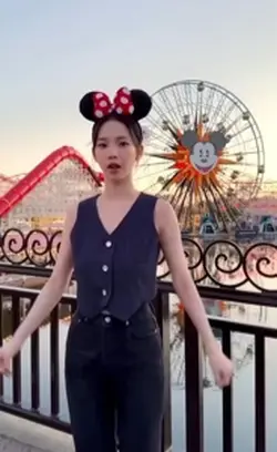 Disneyland!!