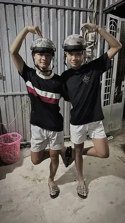 Gián đáng yêu không