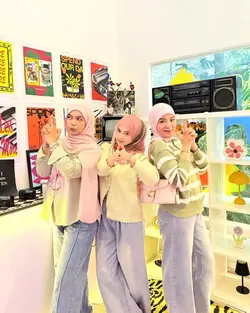 jj with bestie
