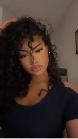 Shaina 😍