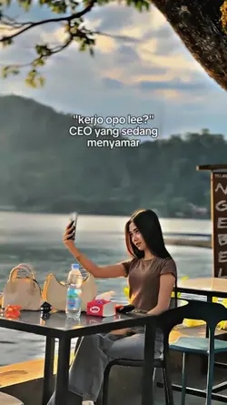 sedang menyamar