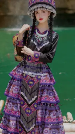 Mẫu 2 ảnh nhẹ nhàng 