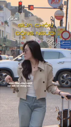 Giữa chốn đông người