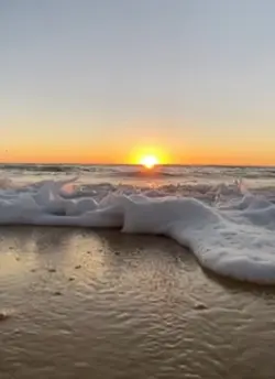 海の音