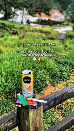 Pesona akhir bulan