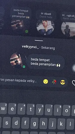 BEDA TEMPAT BEDA