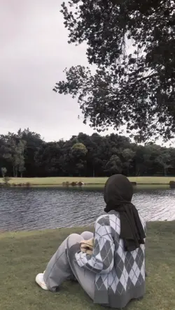 dia membuatku nyaman