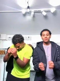 this duo >>