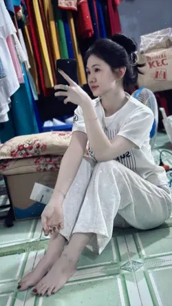 Trình Chiếu + Màu 