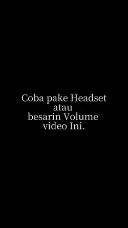 coba pake headsetnya
