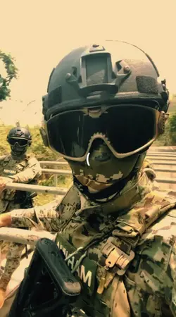 Me metí de Militar