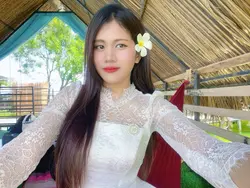 យប់នេះម៉ោង៣ស្រីក្រោកដាំបាយ