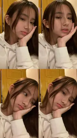 4 Pics