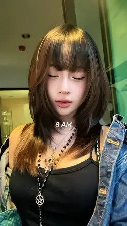 2 Clips