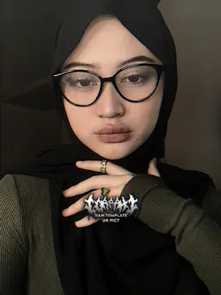 KARNA KAMU CANTIK