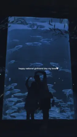 happy girlfriend day