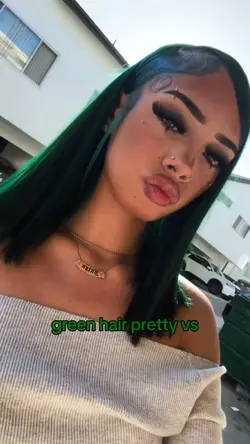 green hair vs blonde