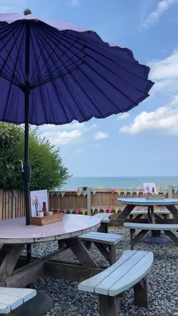 seaside cafe vibes🐚