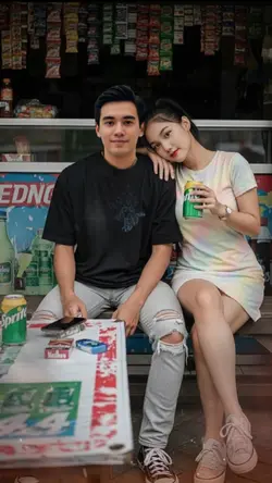 Ade manis