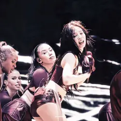 JENNIE  