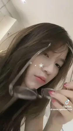 🇰🇷 1 video 5 pics 