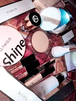 make up, on top