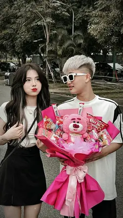 Mưa bão ùa về 