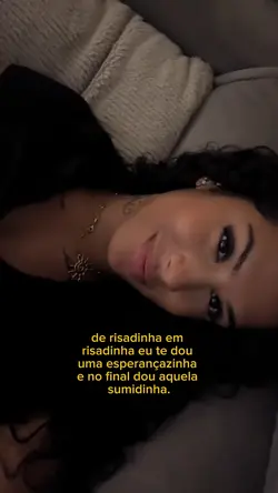 de risadinha..