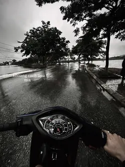 Khoảng cách ấy