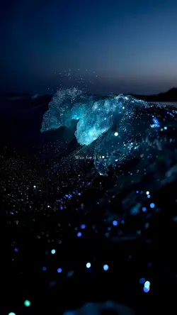 Light ocean overlay