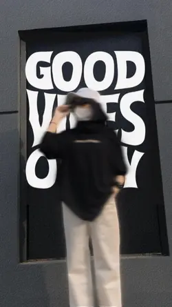 Good Vibes Only