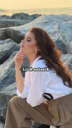 Aesthetic Lyric 