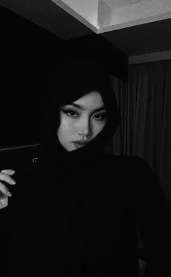 hitam putih estetic
