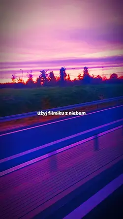Użyj video z niebem