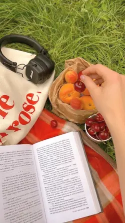 August Story 