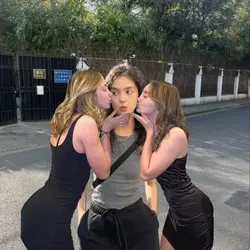 KISS MEME