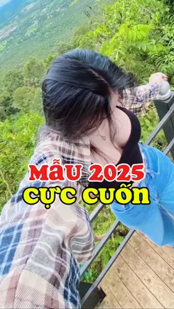 Mẫu 2025 cực cuốn