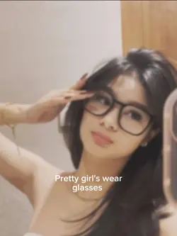 wear a glasses