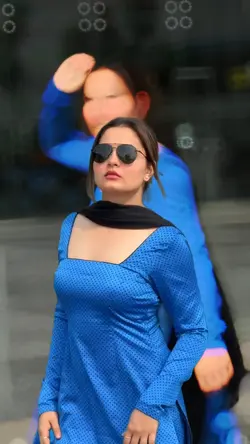 Aaj Ki Date Me ∆