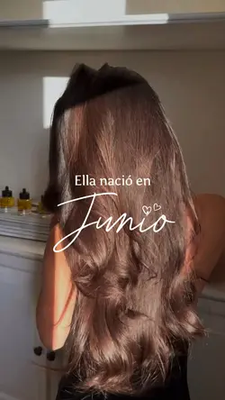 Ella nació en Junio