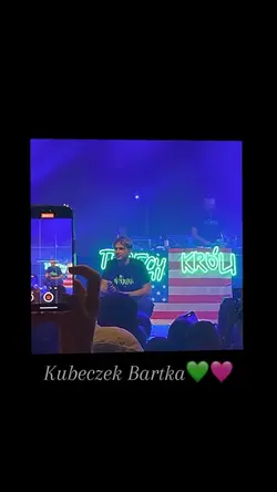 Bartek na koncercie💗