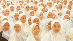 story santriwati16:9