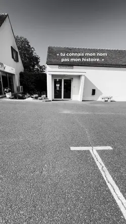 Pas mon histoire 
