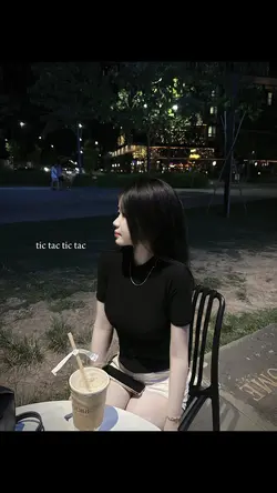 1 Ảnh + Màu